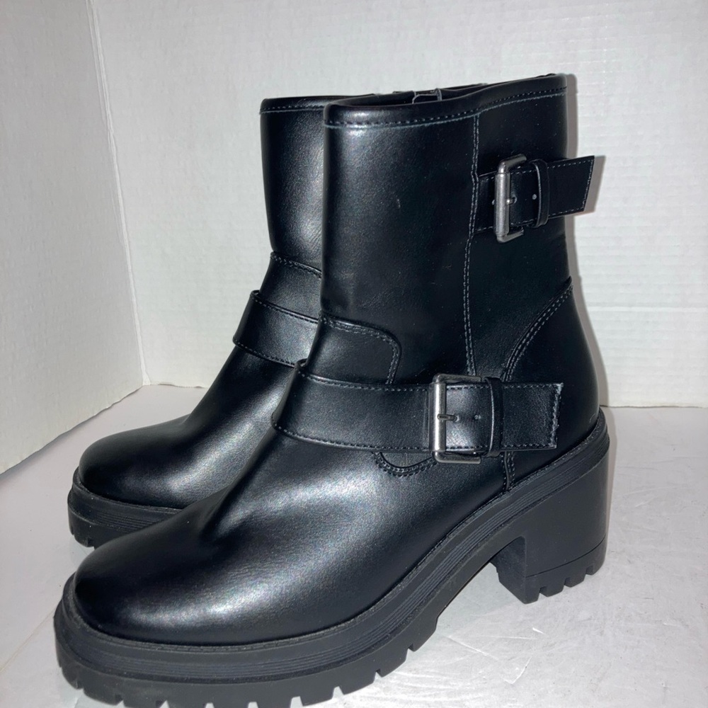 ESPIRIT Womens Black Side Zip Round Toe Lug Sole Chunky Heel Ankle Boots SZ 8